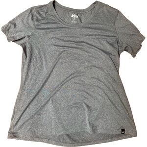 REI women’s shirt